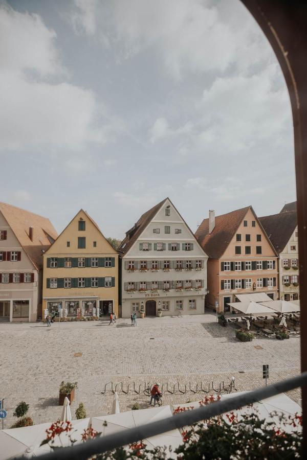 Hotel Gasthaus Zur Sonne Дінкельсбюль Екстер'єр фото